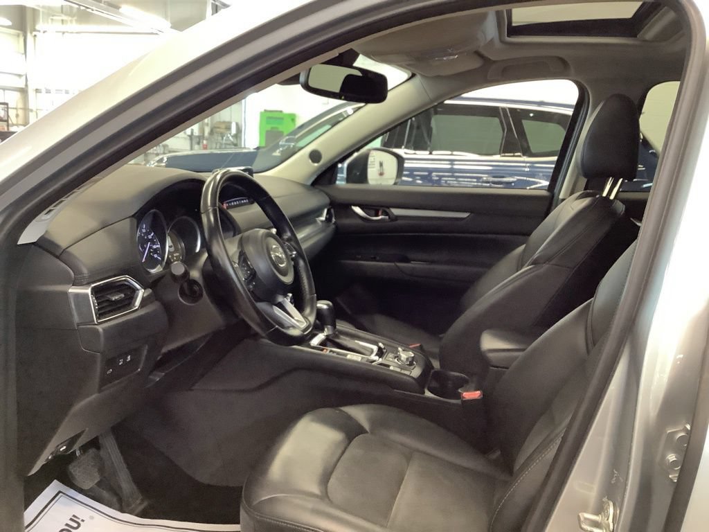 Used 2018 MAZDA CX-5 Touring w/ Preferred Equipment Package AWD/4WD image 10