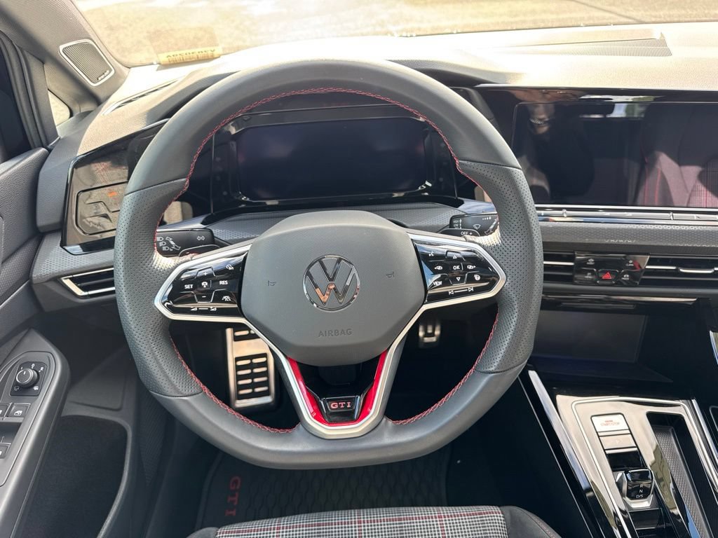 Used 2024 Volkswagen GTI SE FWD image 24
