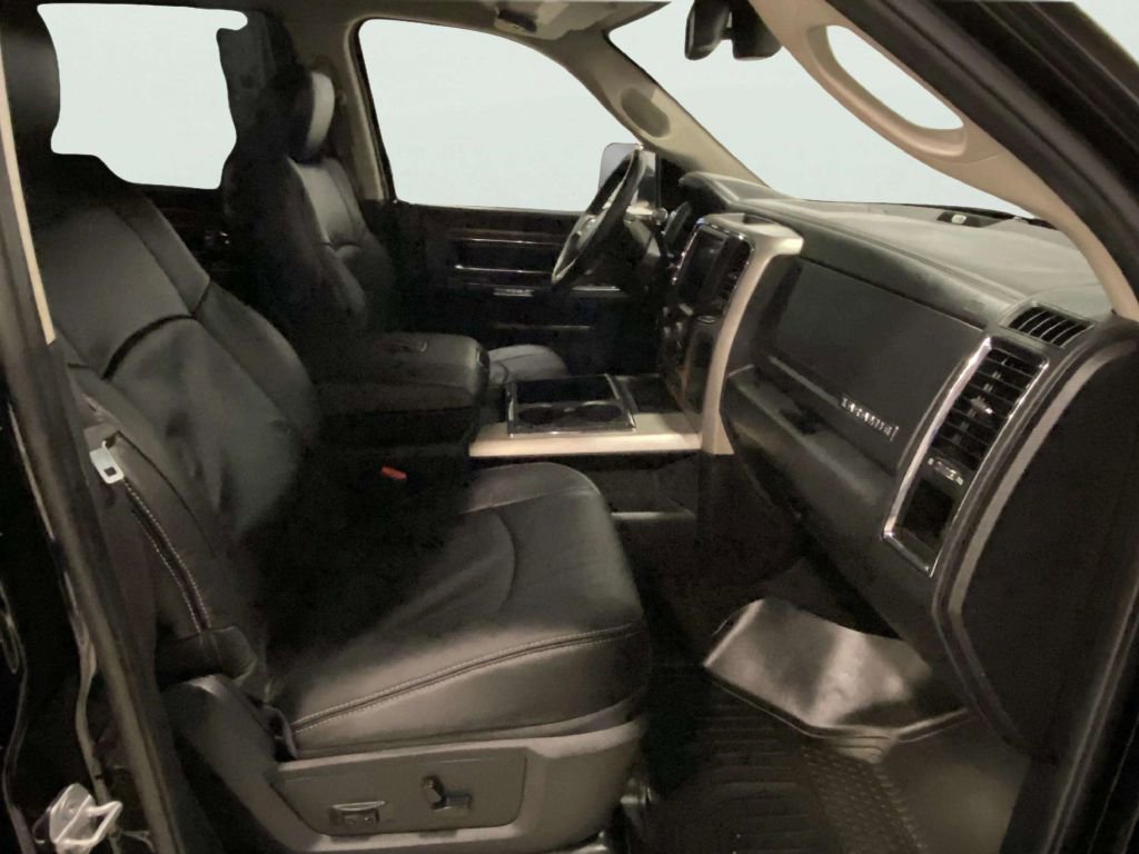 Used 2014 RAM 2500 Laramie image 32