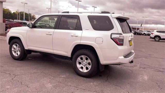 Used 2024 Toyota 4Runner SR5 image 7