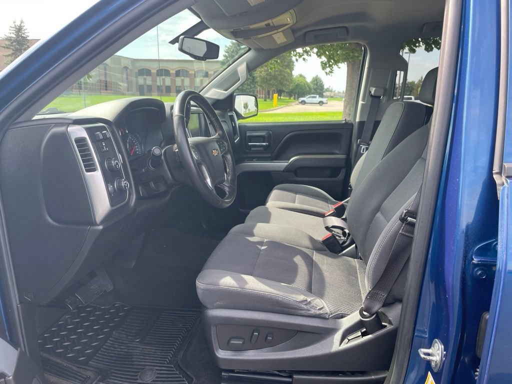 Used 2017 Chevrolet Silverado 1500 LT w/ All Star Edition AWD/4WD image 9