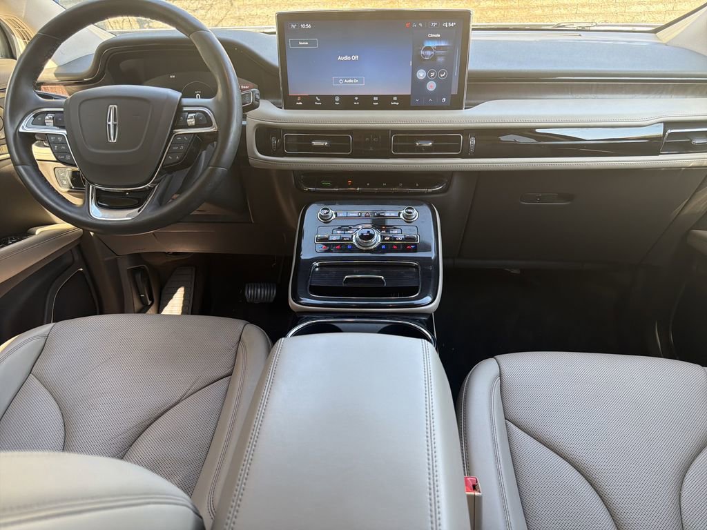 Used 2022 Lincoln Nautilus Reserve w/ Equipment Group 201A image 23