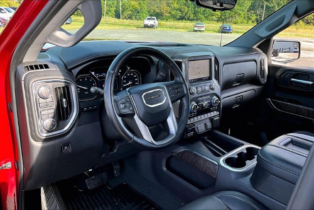 Used 2021 GMC Sierra 1500 Denali w/ Denali Ultimate Package AWD/4WD image 18