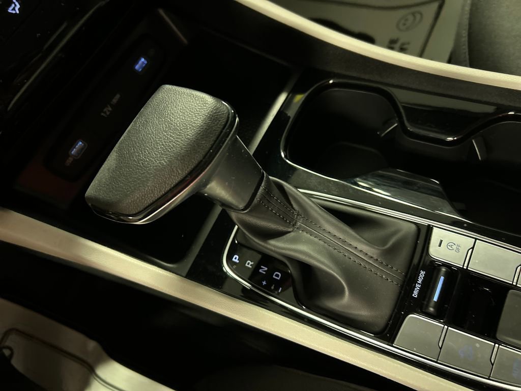 Used 2023 Hyundai Tucson SE image 18