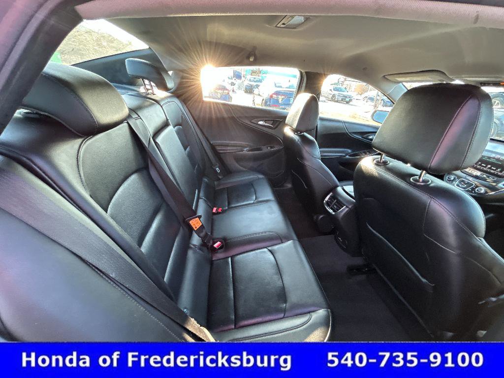 Used 2016 Chevrolet Malibu LT w/ Leather Package image 31