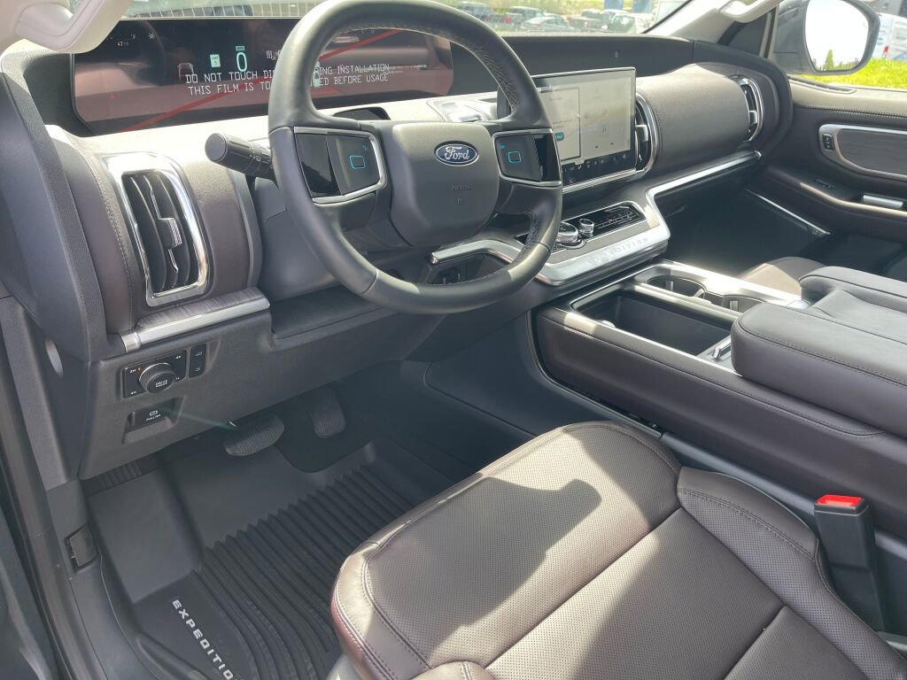 New 2026 Ford Expedition Max Platinum AWD/4WD image 6