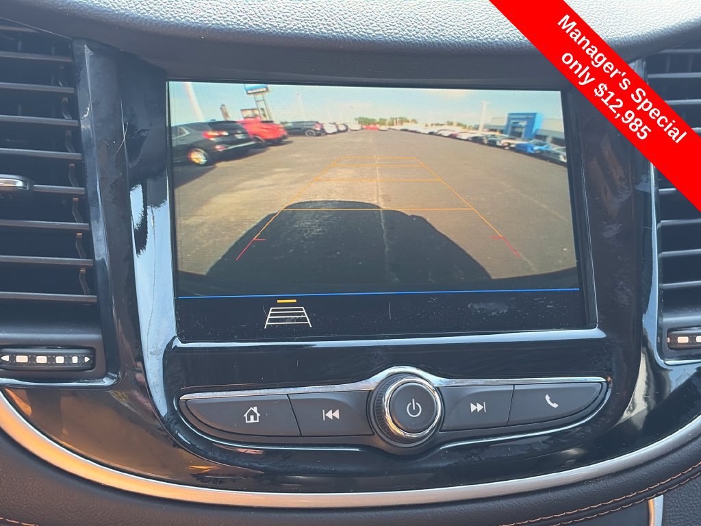 Used 2019 Chevrolet Trax LT w/ LT Convenience Package AWD/4WD image 20