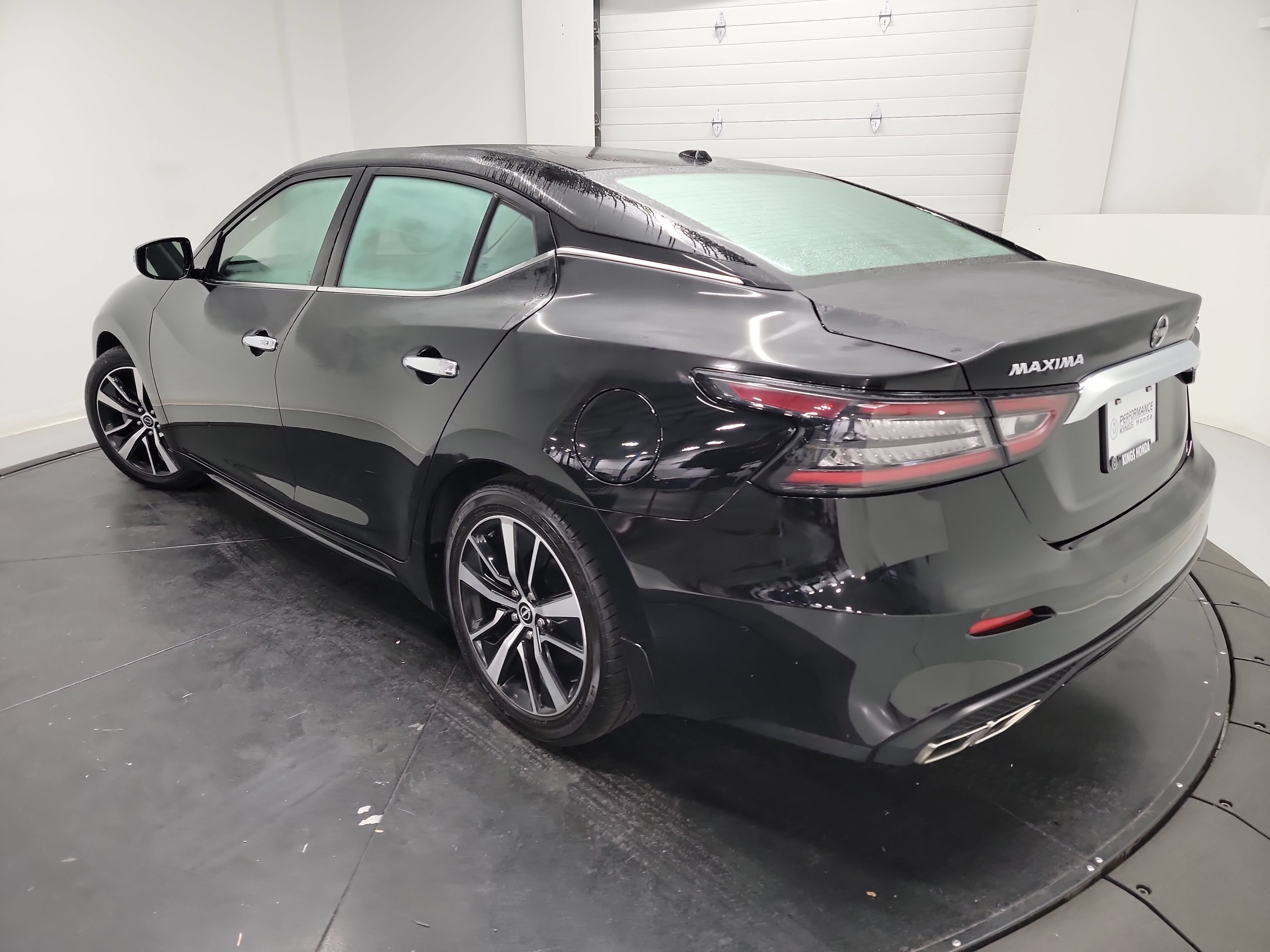 Used 2023 Nissan Maxima SV w/ Floor Mat Group FWD image 6