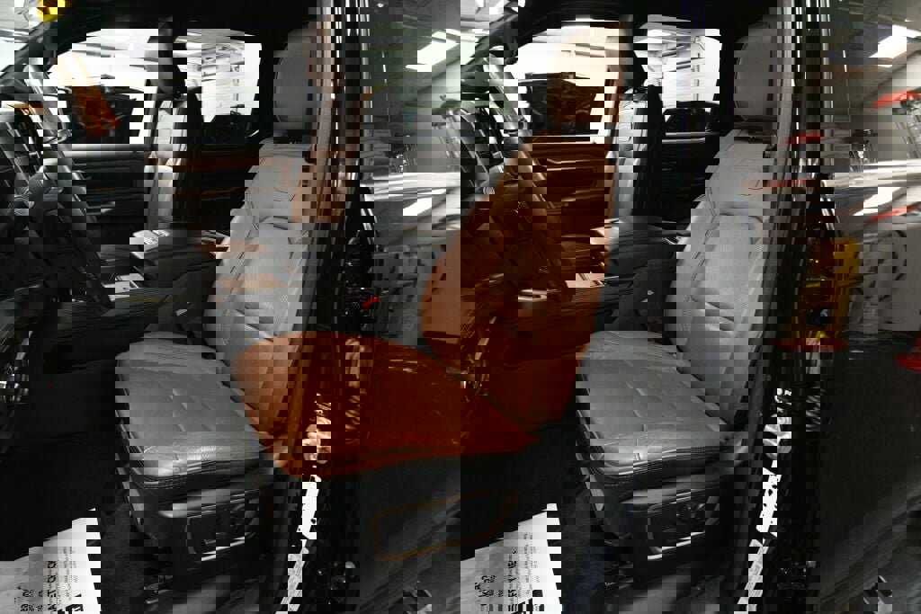 Used 2022 RAM 1500 Limited image 7