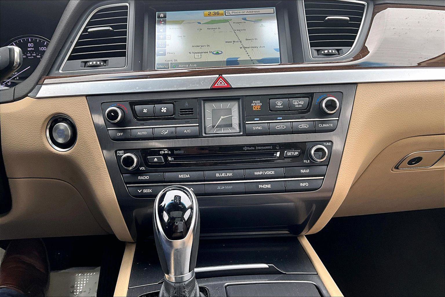 Used 2017 Genesis G80 3.8 w/ Option Group 02 image 32