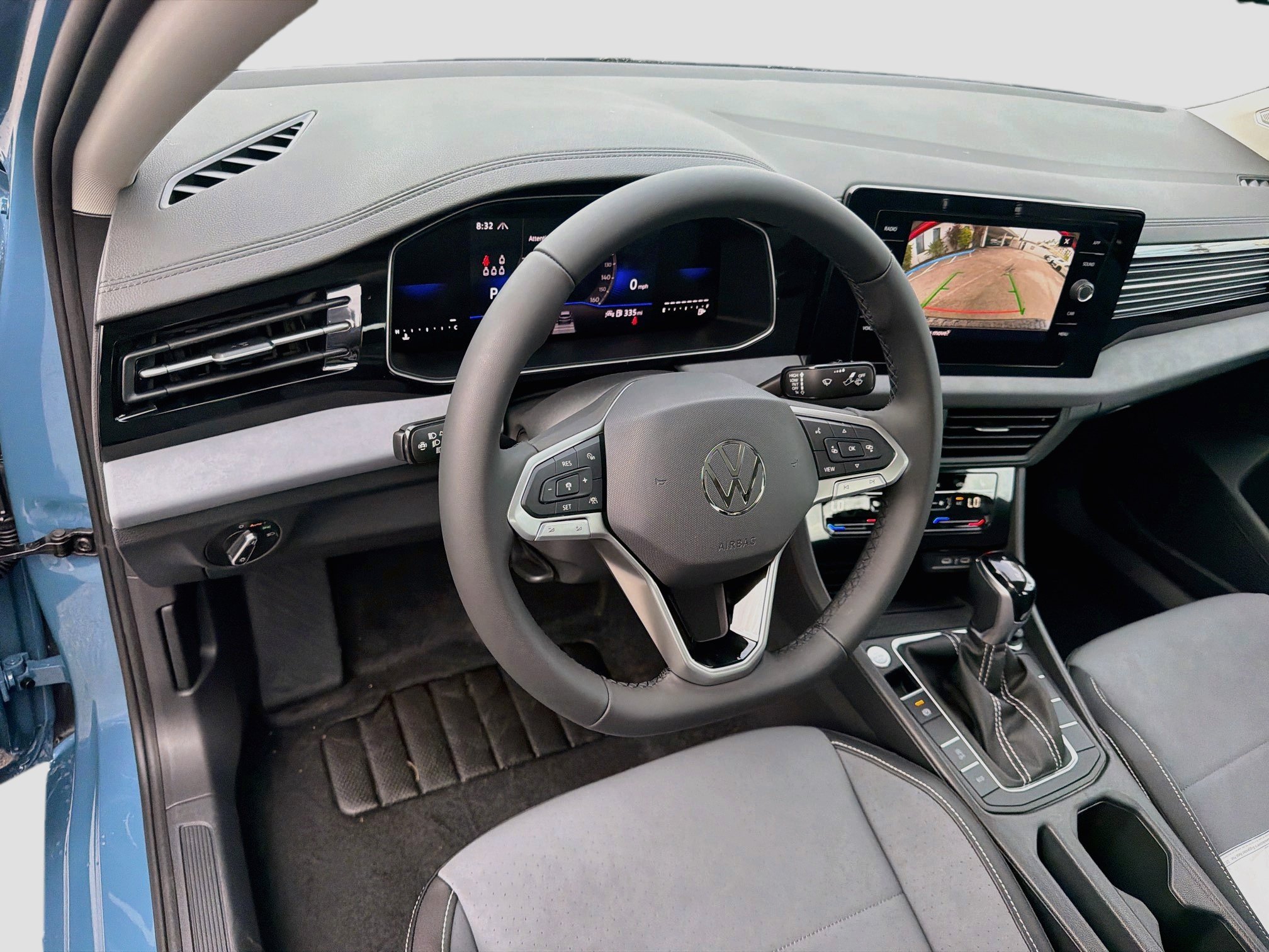 New 2027 Volkswagen Jetta SE FWD image 17
