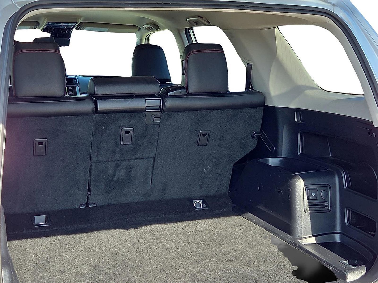 Used 2024 Toyota 4Runner TRD Off-Road Premium image 8