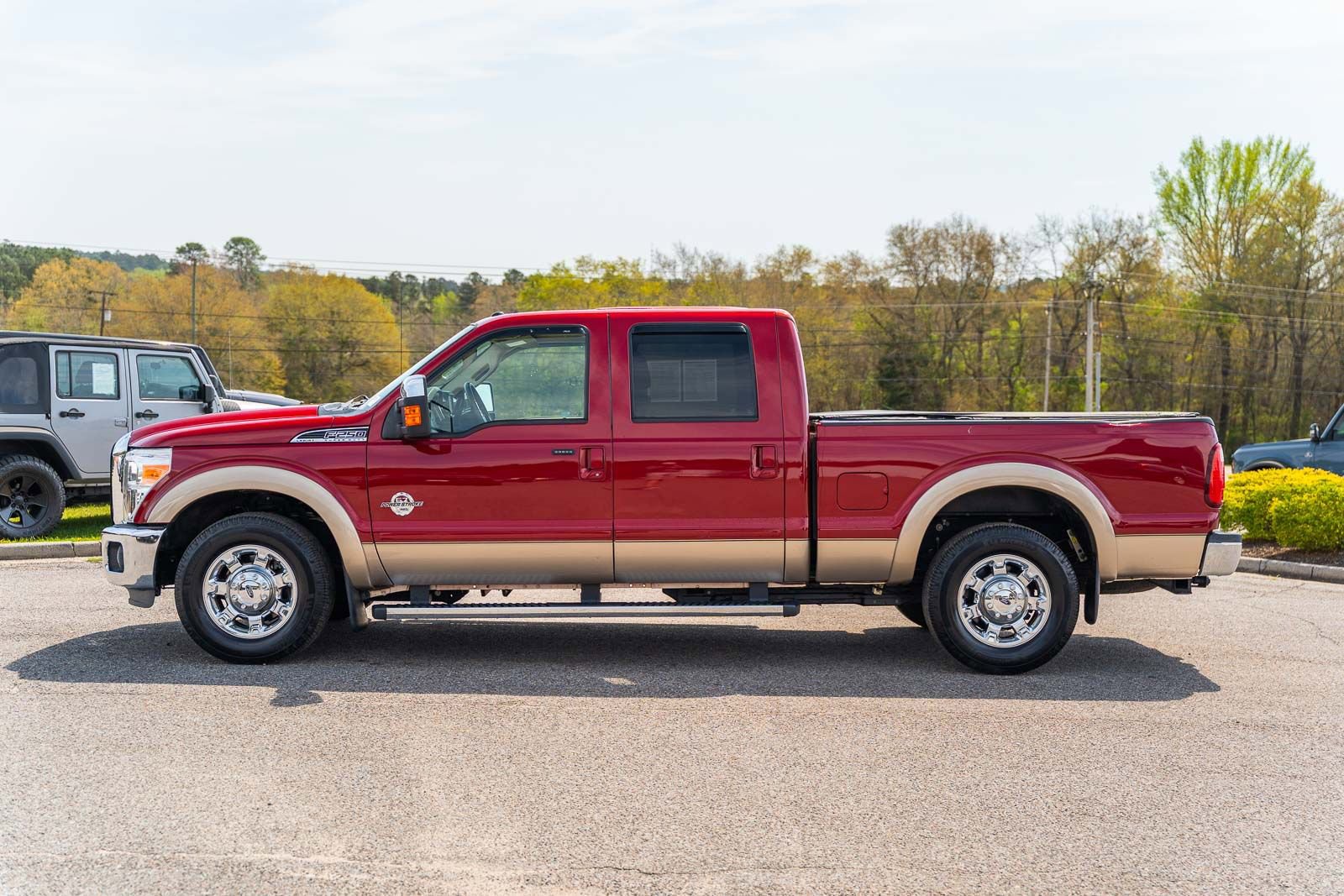 Used 2014 Ford F250 Lariat w/ Lariat Ultimate Package image 4