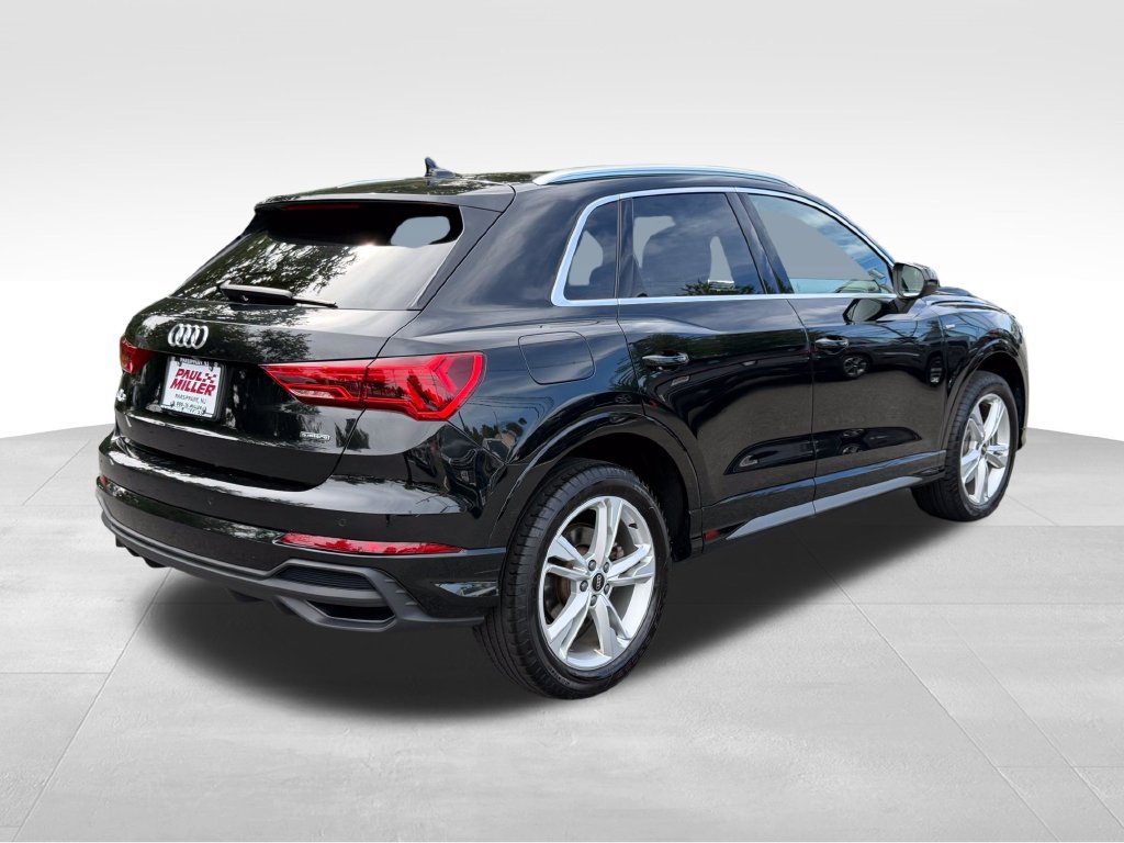 Used 2024 Audi Q3 2.0T Premium w/ Convenience Package AWD/4WD image 8
