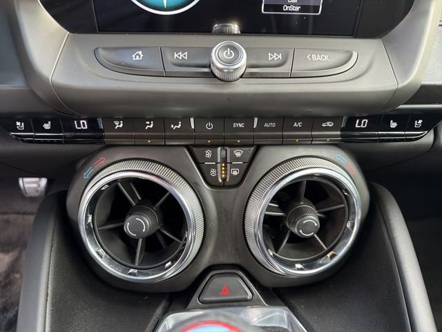 Used 2018 Chevrolet Camaro SS image 21