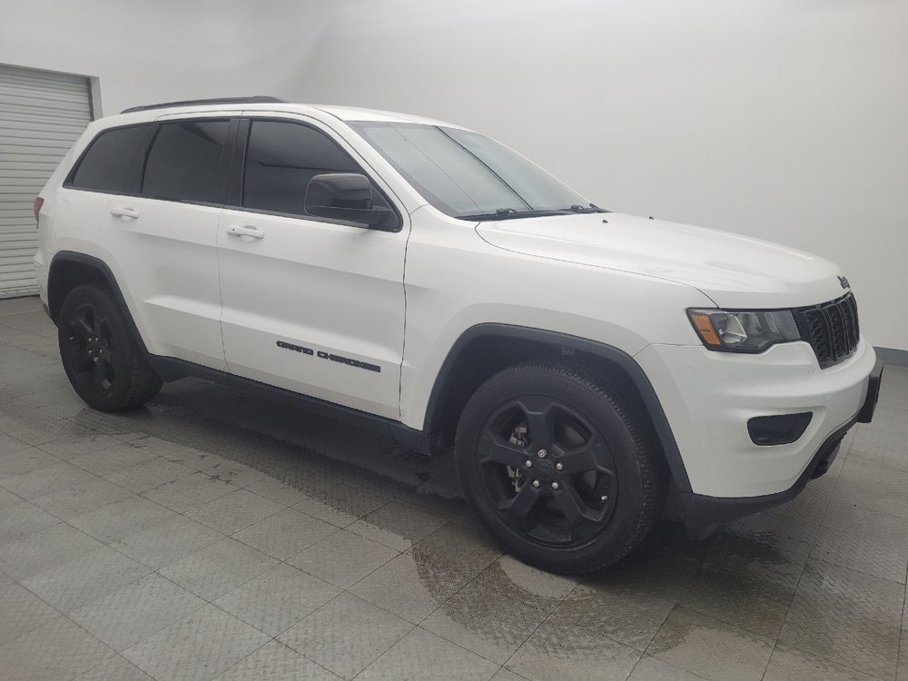 Used 2019 Jeep Grand Cherokee Laredo image 11
