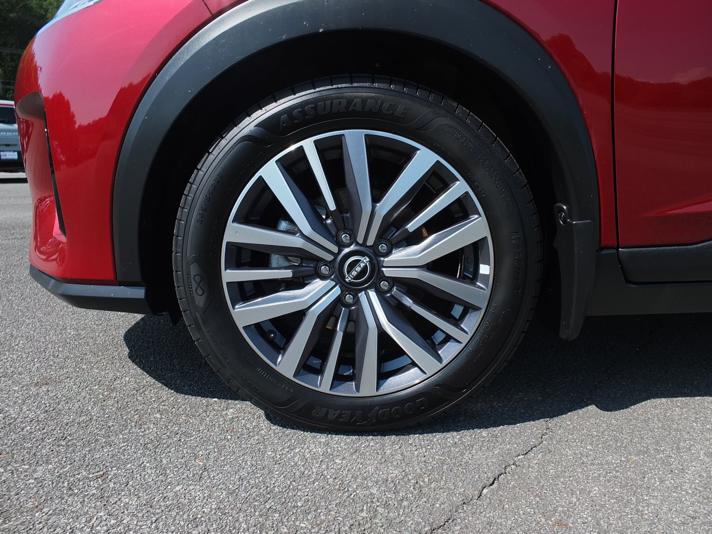 Used 2023 Nissan Kicks SV FWD image 9