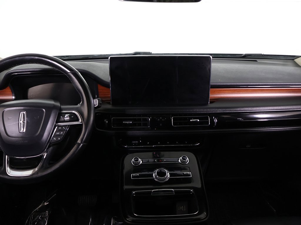 Used 2023 Lincoln Nautilus Reserve image 40