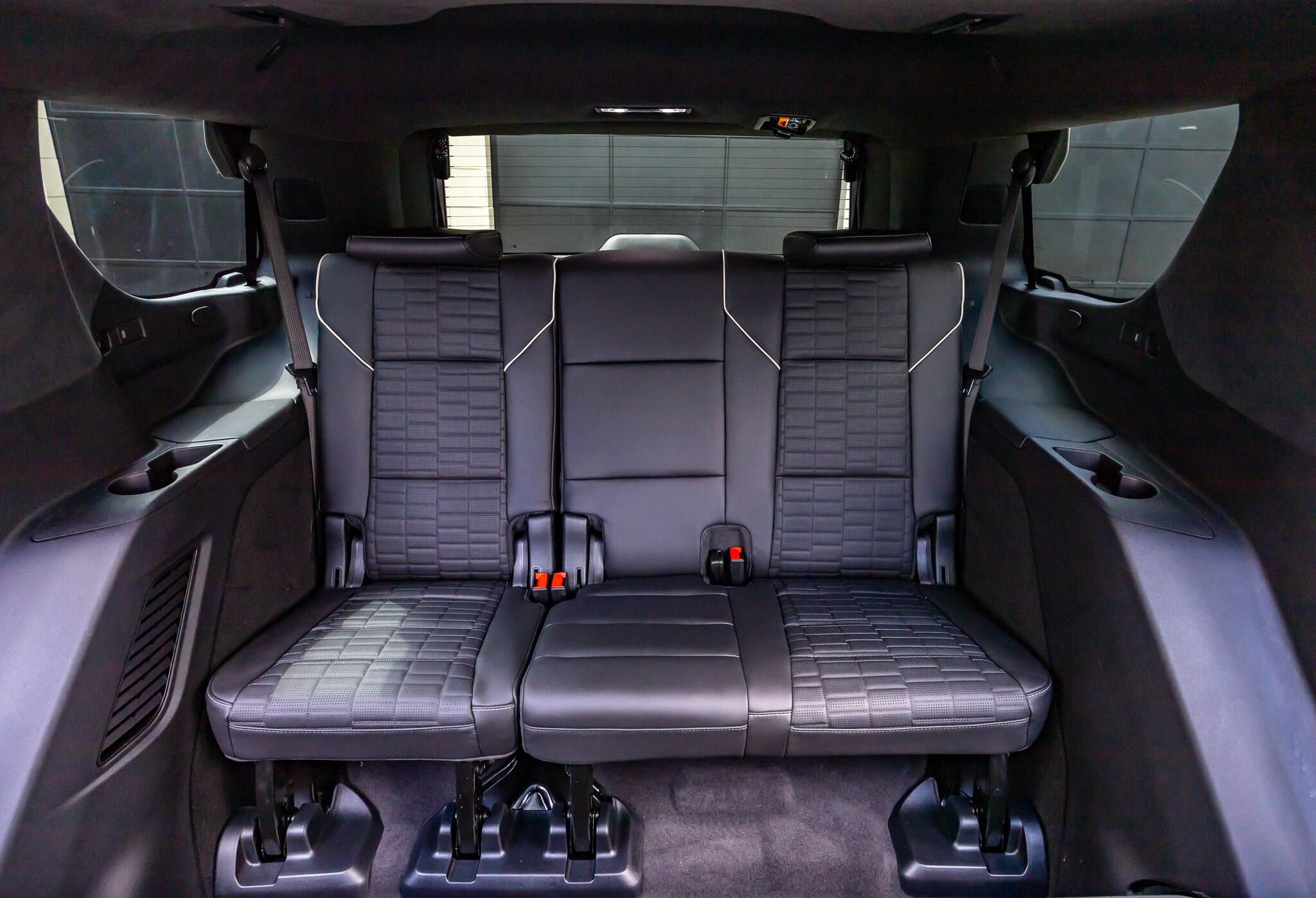 Used 2026 Cadillac Escalade V w/ LPO, ONYX Package AWD/4WD image 43