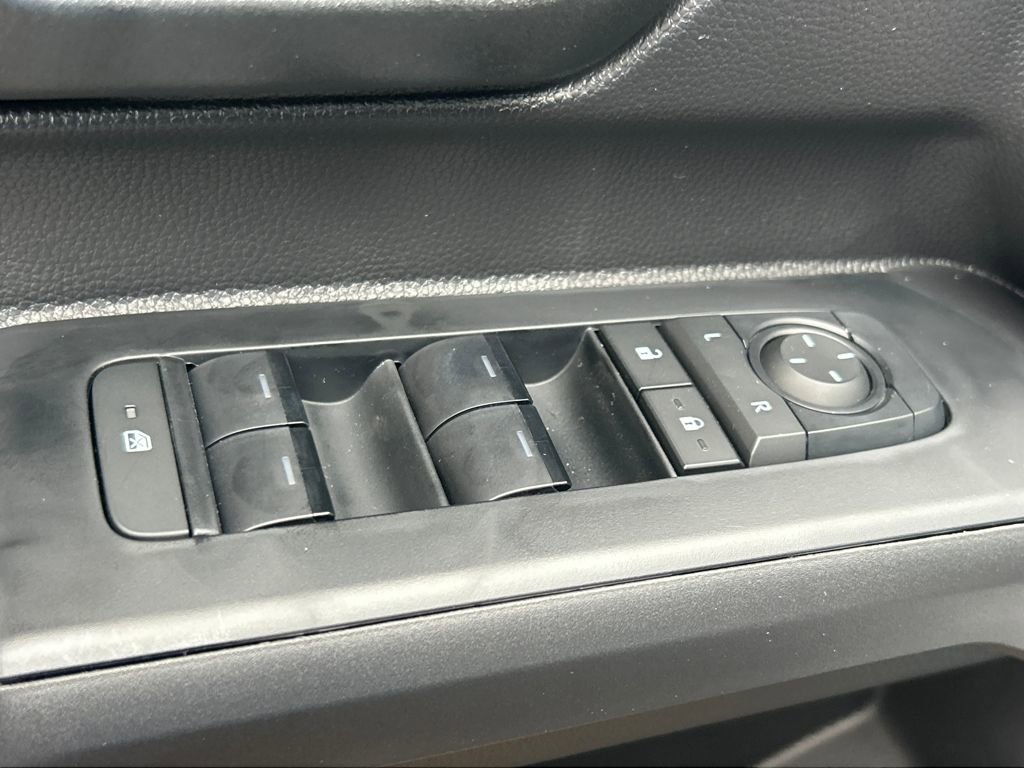 New 2026 Toyota Tacoma SR image 7