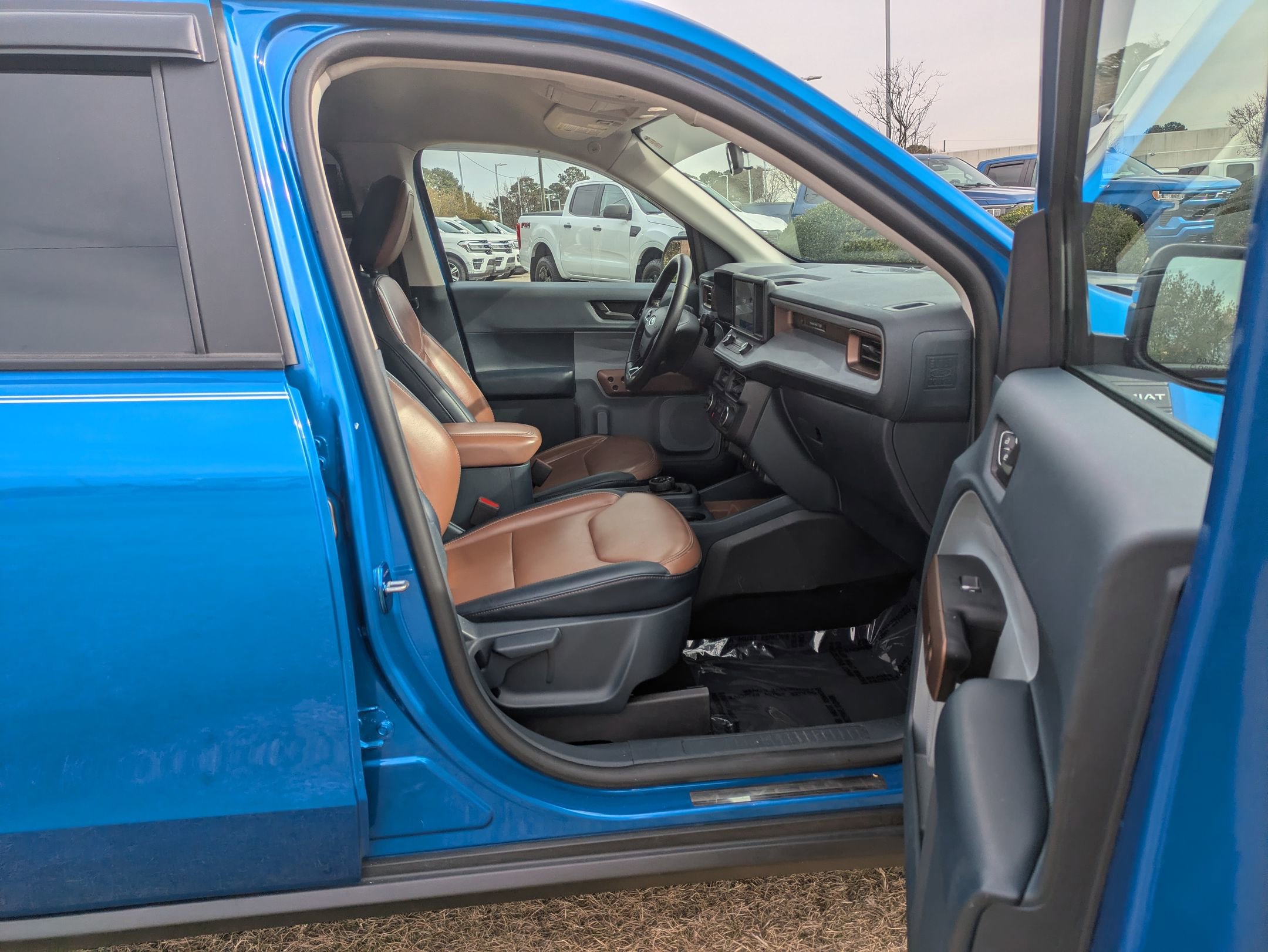 Used 2022 Ford Maverick Lariat w/ Lariat Luxury Package image 31