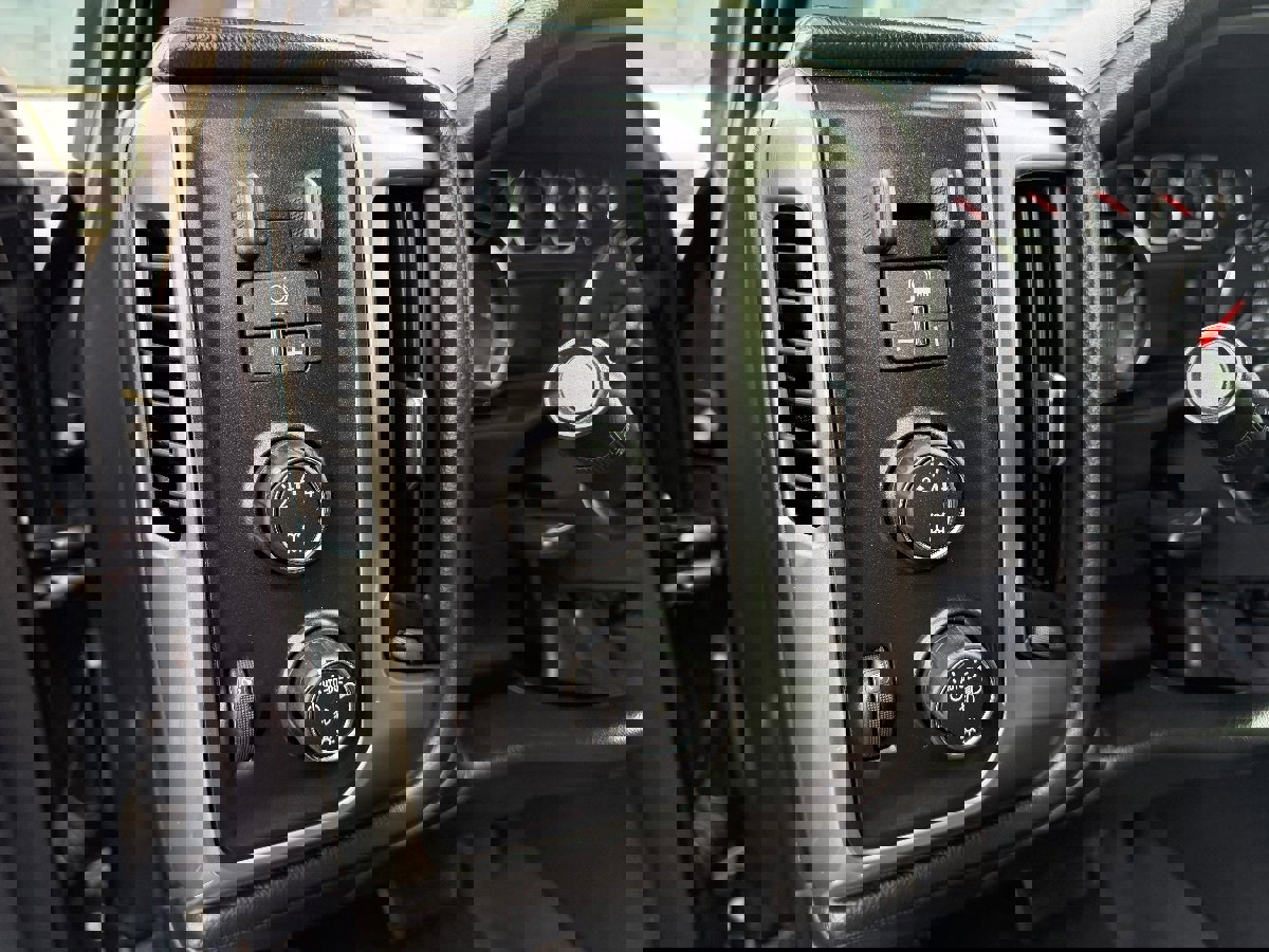 Used 2015 Chevrolet Silverado 2500 LTZ w/ Duramax Plus Package image 19