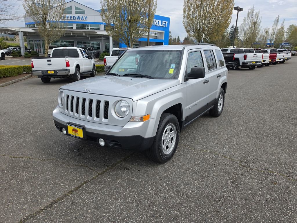 Used 2012 Jeep Patriot Sport AWD/4WD image 2