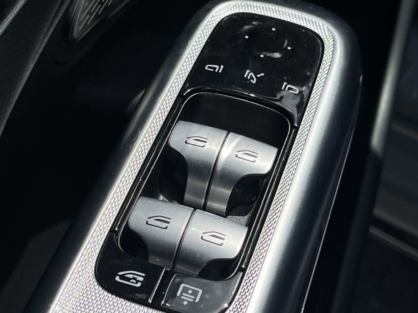 Certified 2025 Mercedes-Benz E 450 4MATIC Sedan image 20