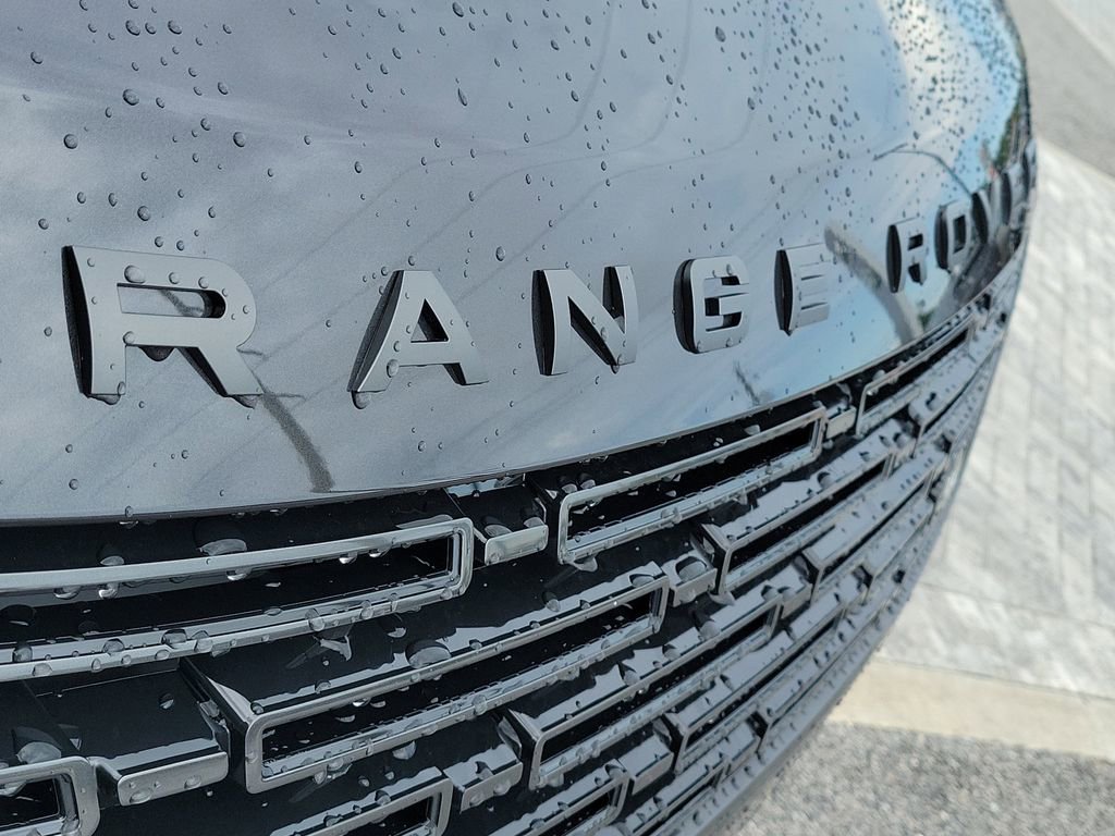 New 2026 Land Rover Range Rover Velar Belgravia AWD/4WD image 9