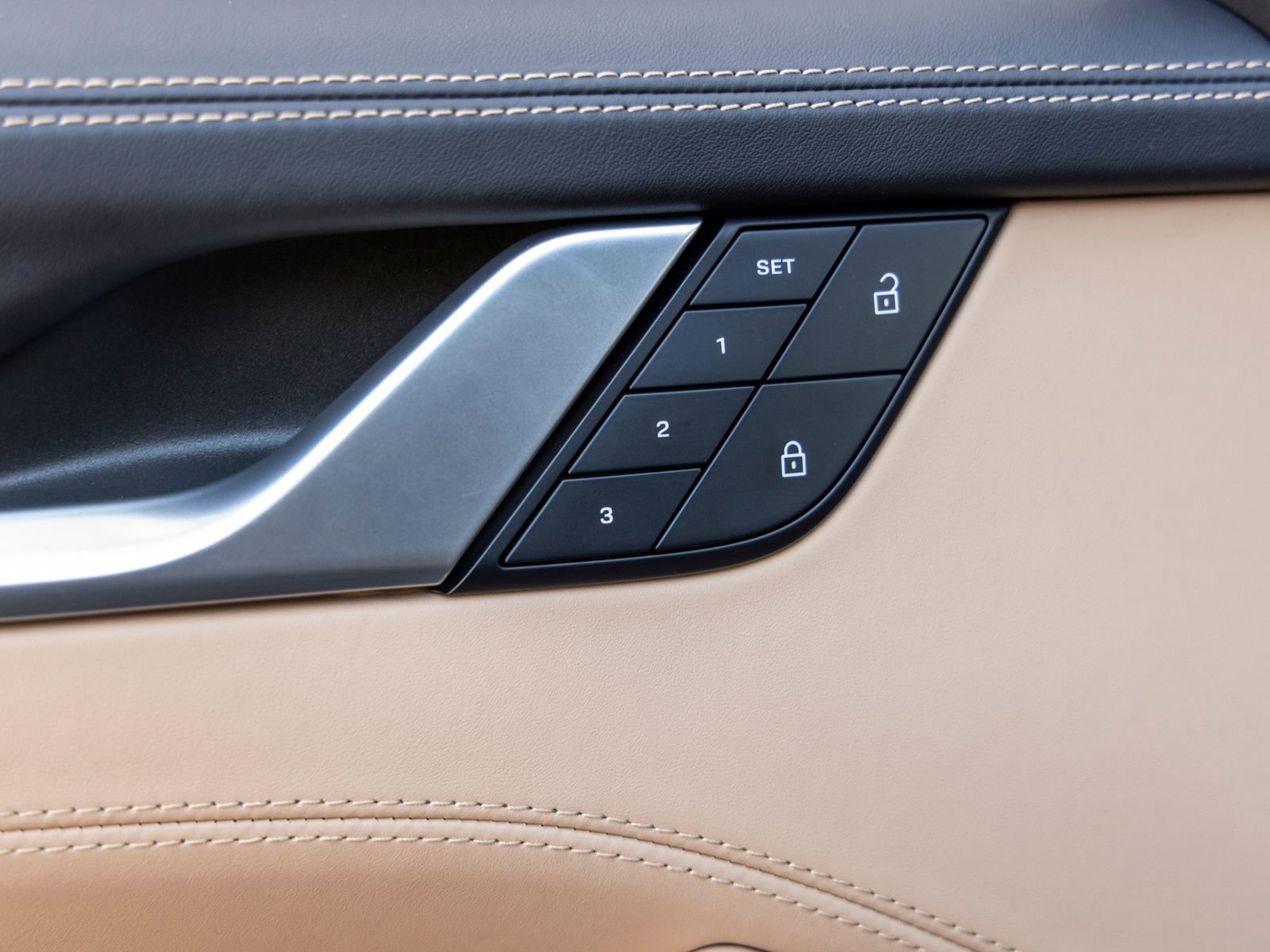 Used 2023 Porsche 911 Turbo S image 25