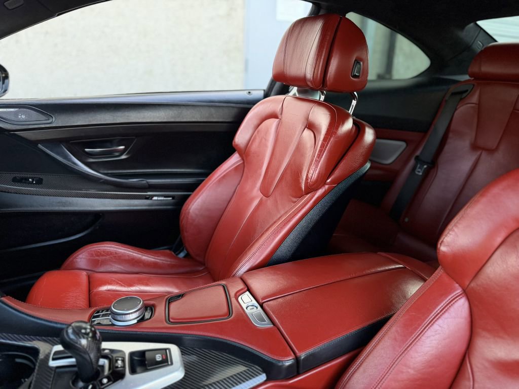 Used 2017 BMW M6 Coupe image 24