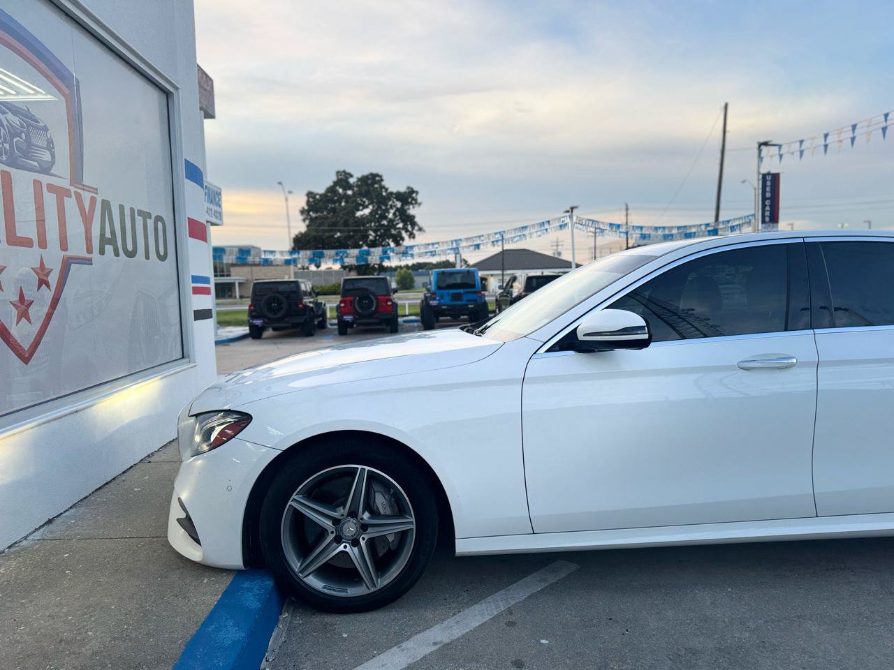 Used 2017 Mercedes-Benz E 300 w/ Premium 1 Package image 34
