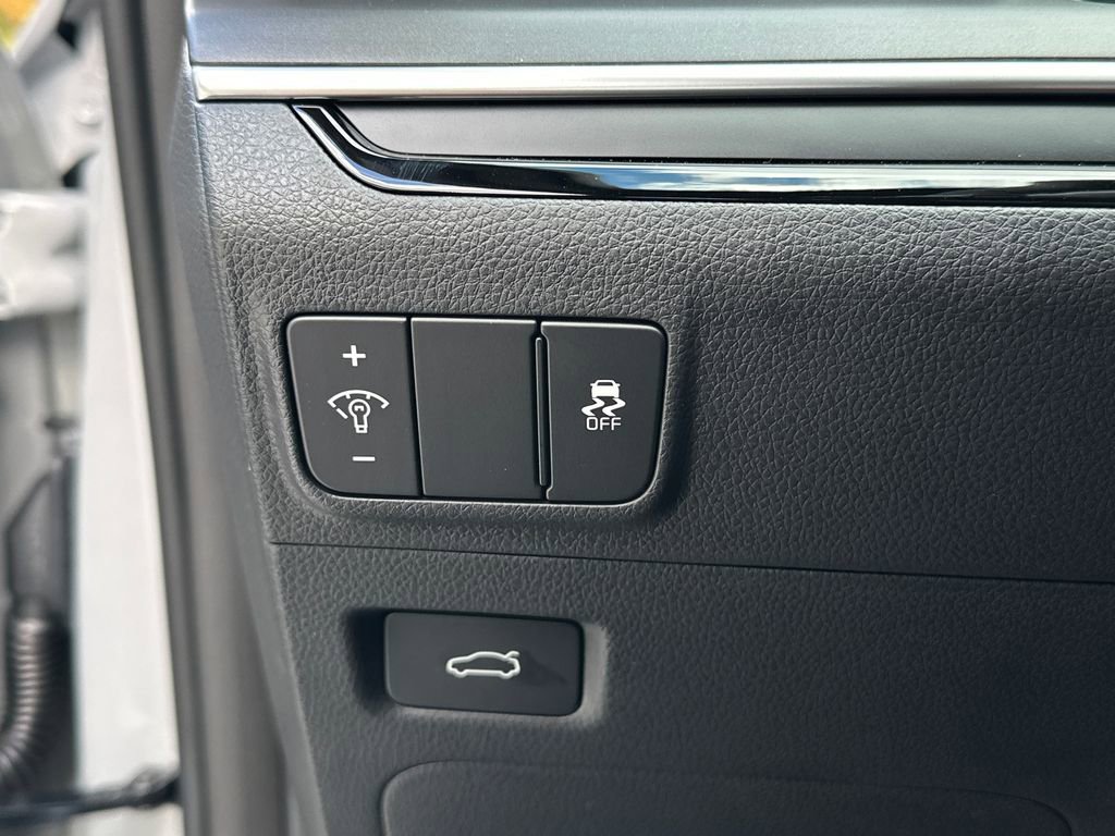 New 2026 Kia K5 GT image 28