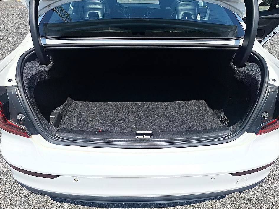 Used 2020 Volvo S60 T6 Momentum AWD/4WD image 23