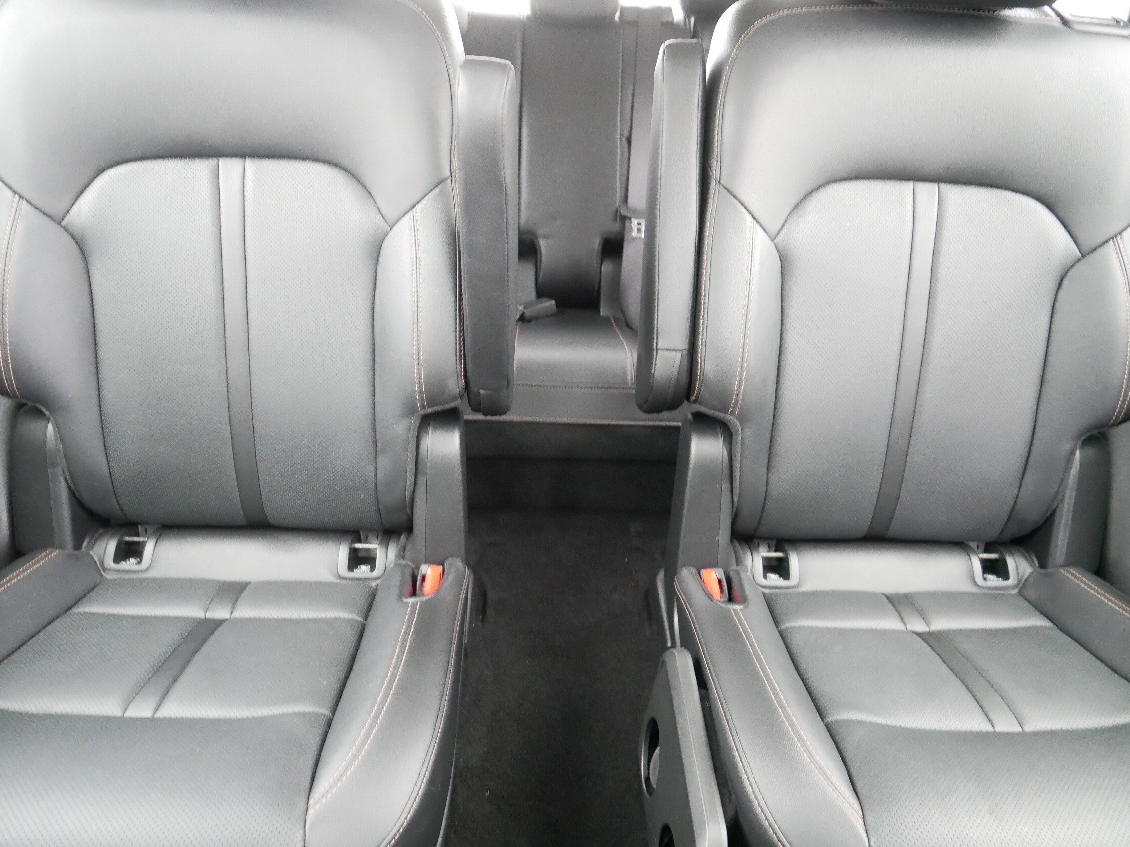 Used 2025 MAZDA CX-90 3.3 Turbo w/ Premium Sport Pkg image 13