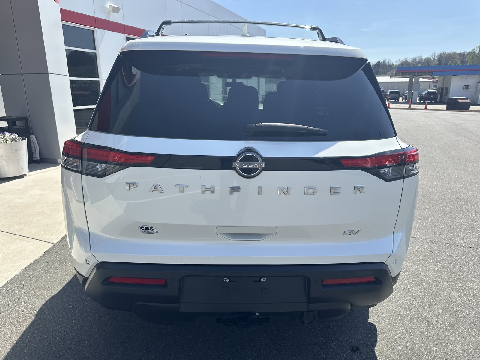 Used 2022 Nissan Pathfinder SV w/ SV Premium Package image 7