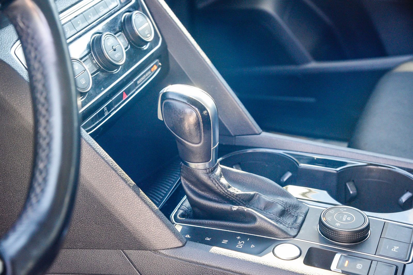 Used 2018 Volkswagen Atlas SEL image 19