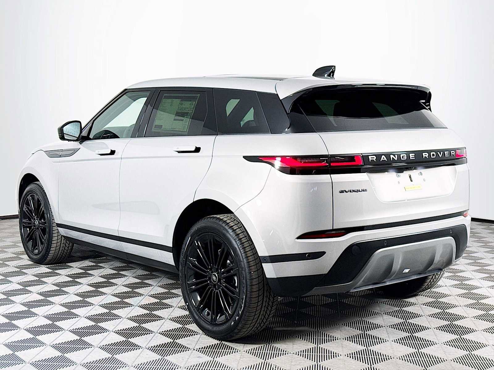New 2026 Land Rover Range Rover Evoque S image 7