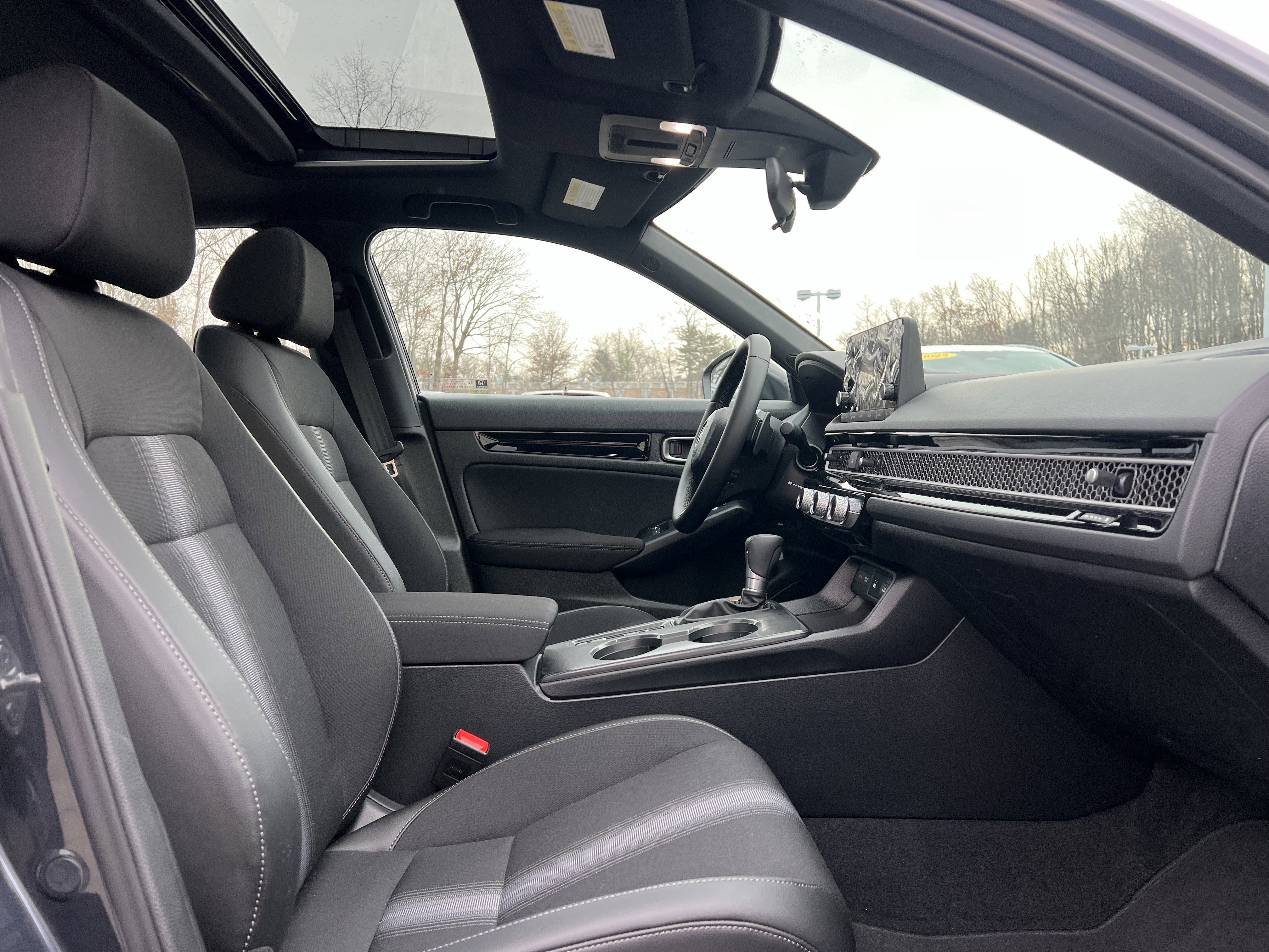 Used 2025 Honda Civic Sport image 15