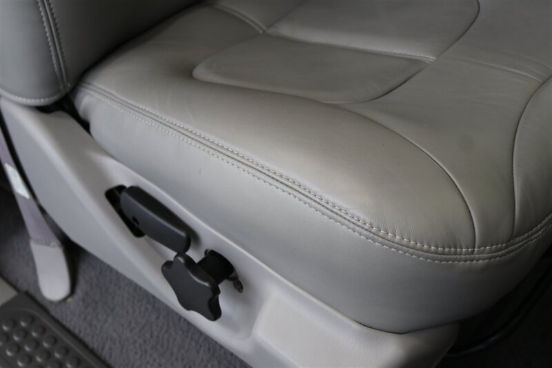 Used 1999 Ford F350 XLT AWD/4WD image 71
