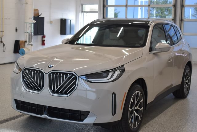 New 2026 BMW X3 xDrive30i w/ Premium Package AWD/4WD image 9