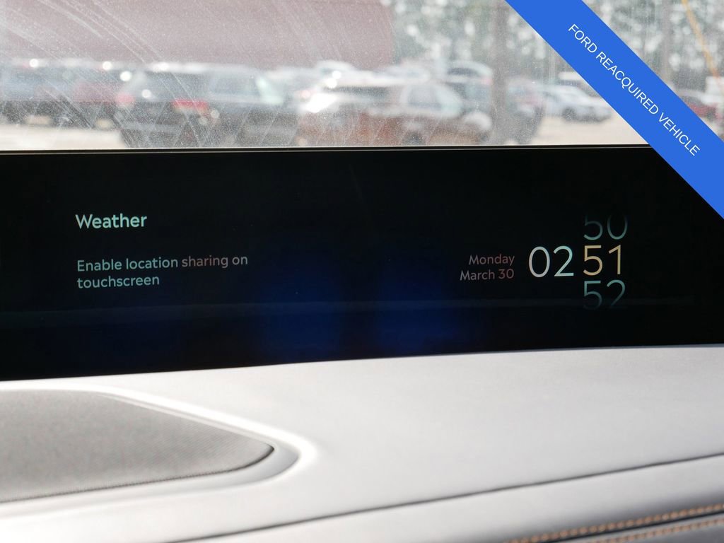 Used 2025 Lincoln Navigator L Black Label image 24