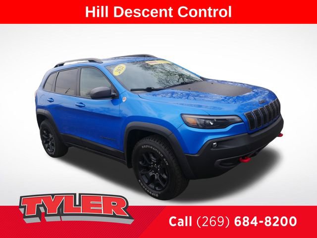 Used 2021 Jeep Cherokee Trailhawk image 1