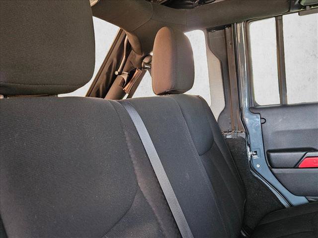 Used 2015 Jeep Wrangler Unlimited Sport AWD/4WD image 14