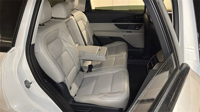 New 2026 Lincoln Nautilus Reserve image 12