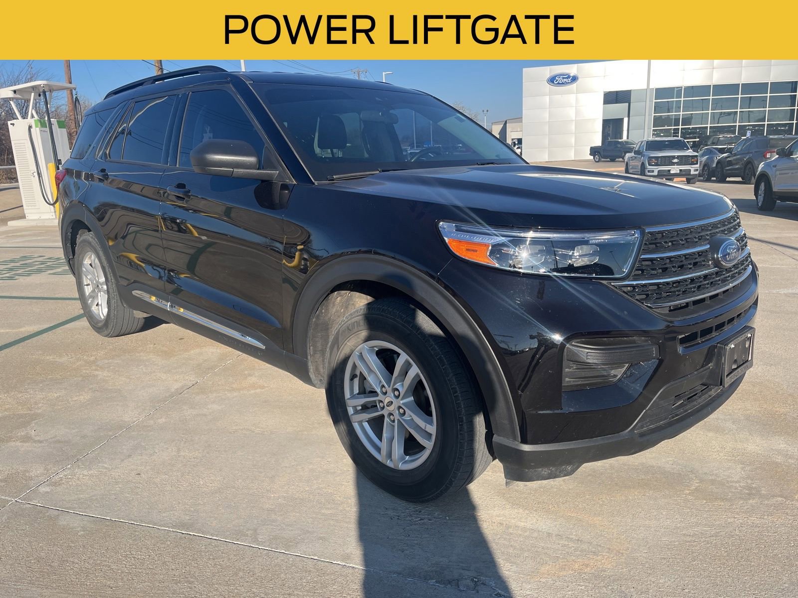 Used 2023 Ford Explorer XLT