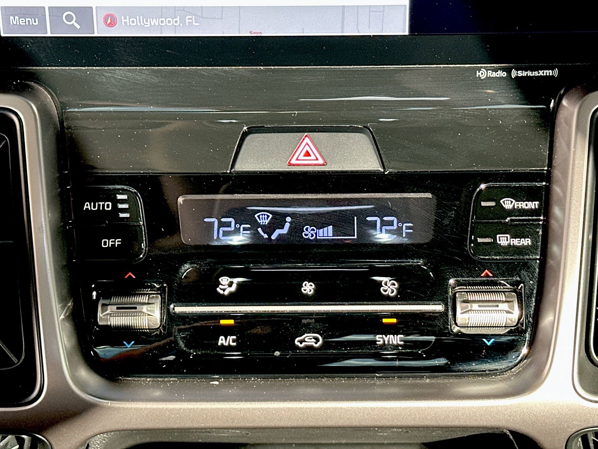 Certified 2023 Kia Sorento X-Line EX image 17