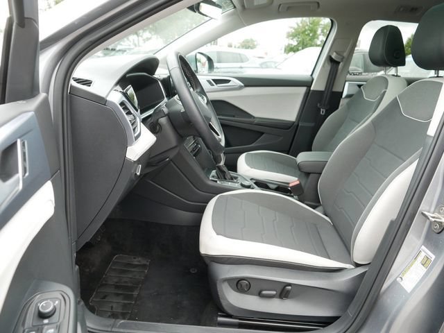 Certified 2025 Volkswagen Taos SE AWD/4WD image 13