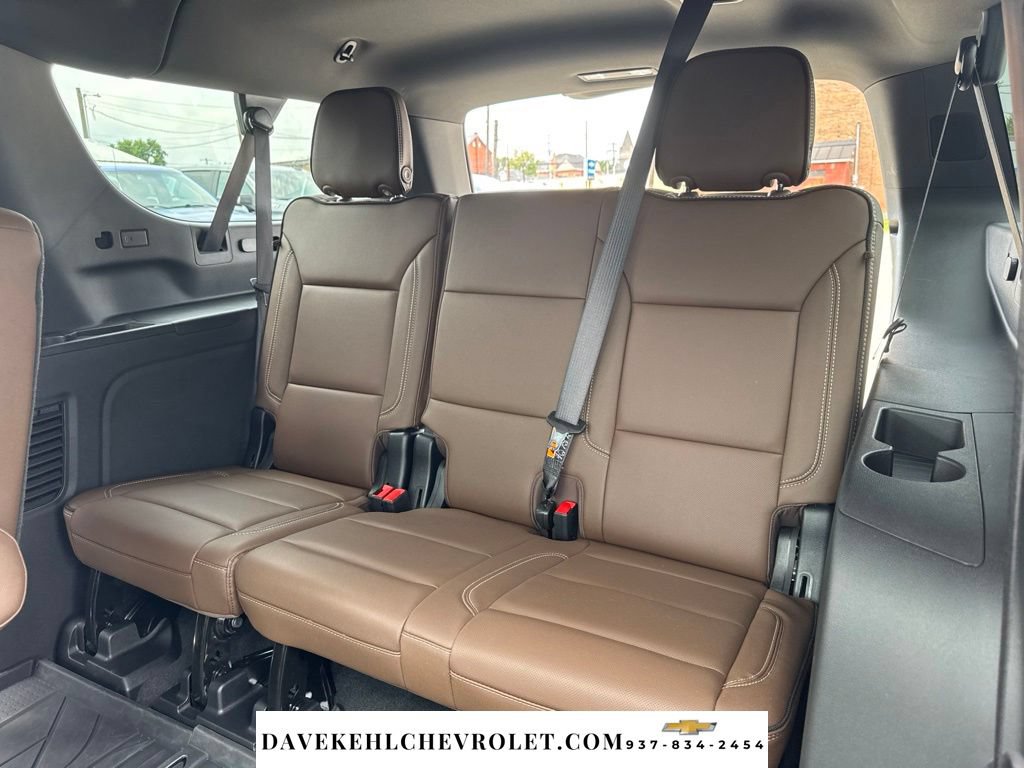 Used 2026 Chevrolet Suburban High Country w/ Sun And Tow Package AWD/4WD image 38