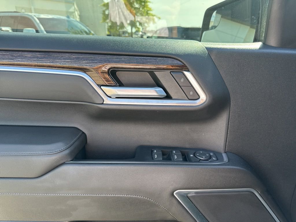 Used 2022 GMC Sierra 1500 Elevation image 11